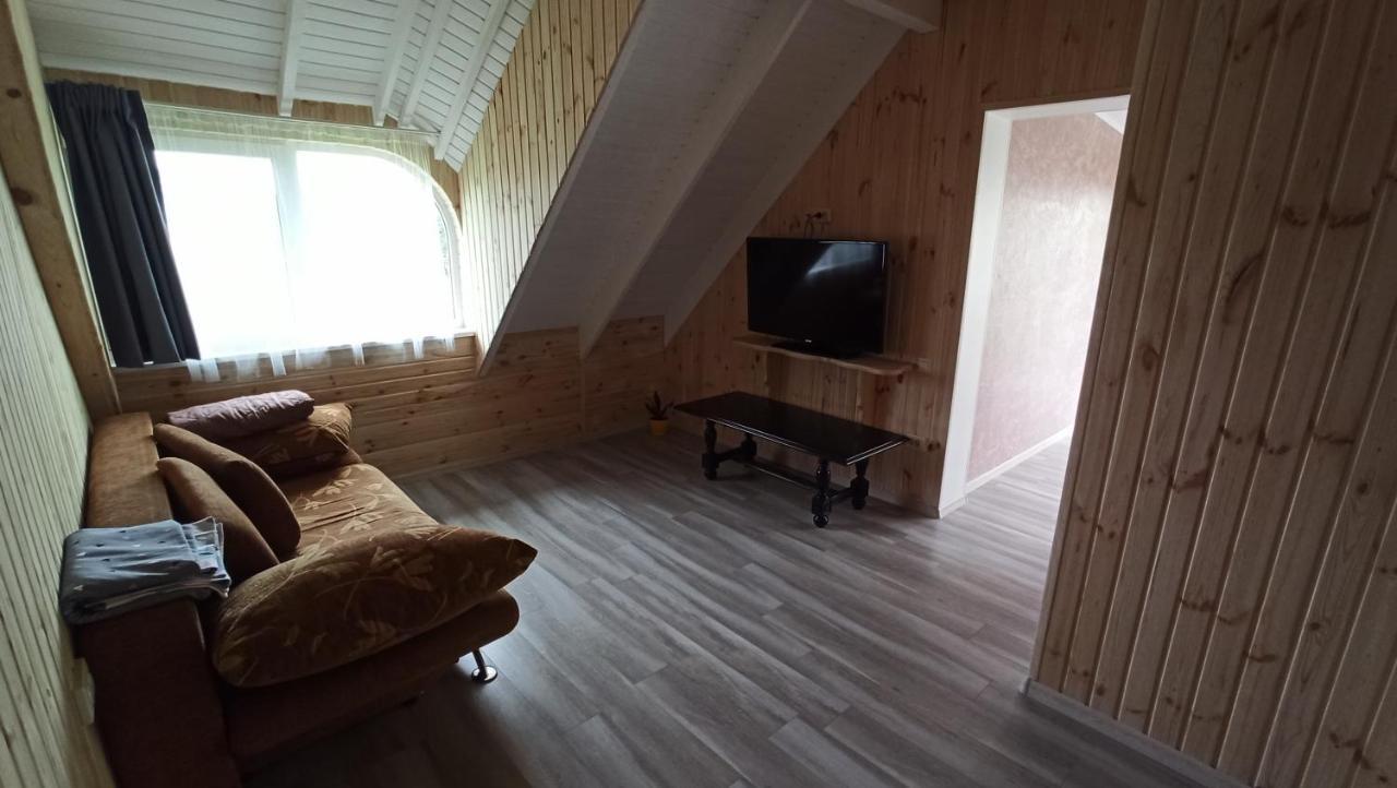 ホテル Eco House チョロノモスク エクステリア 写真
