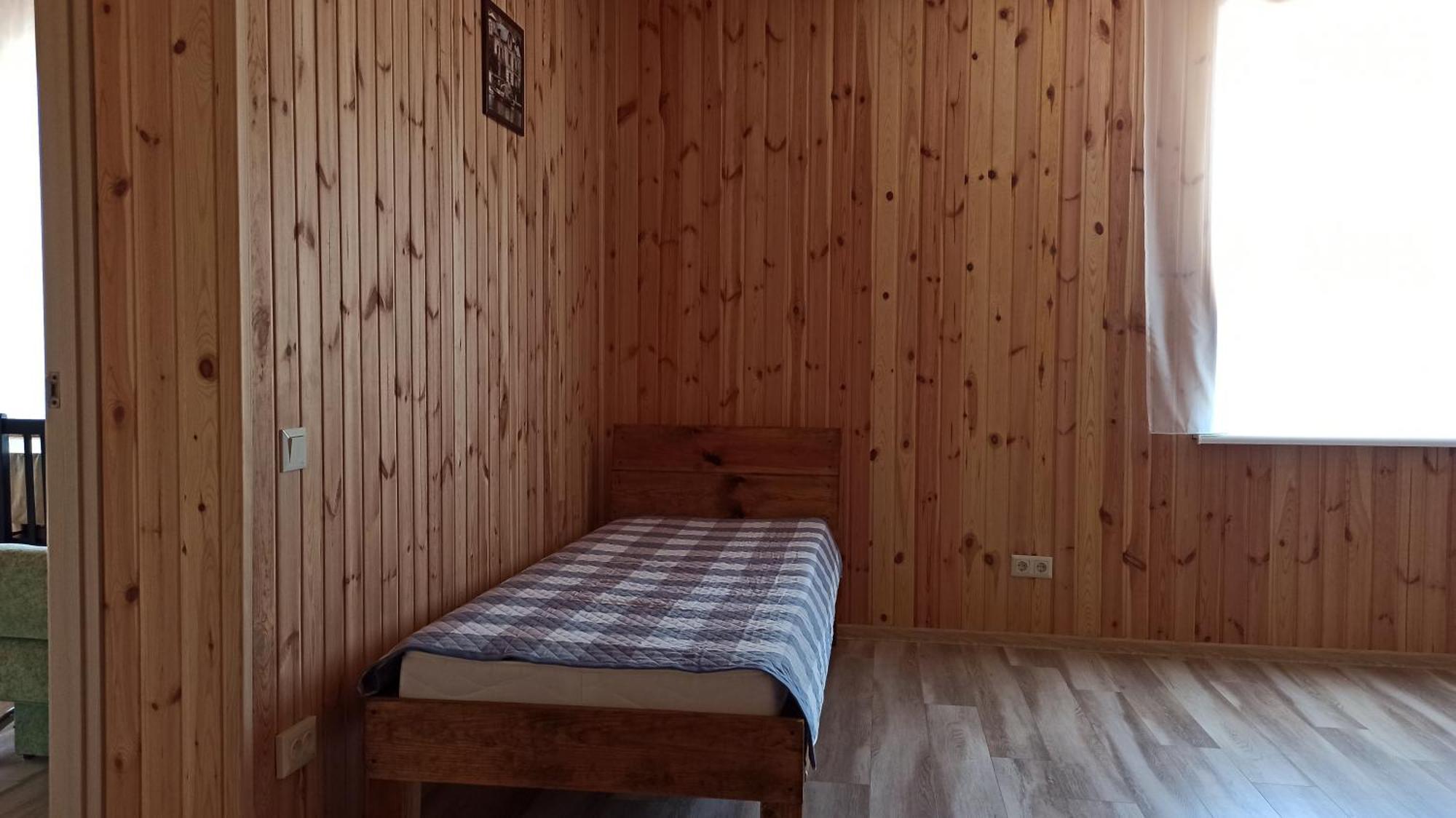 ホテル Eco House チョロノモスク 部屋 写真