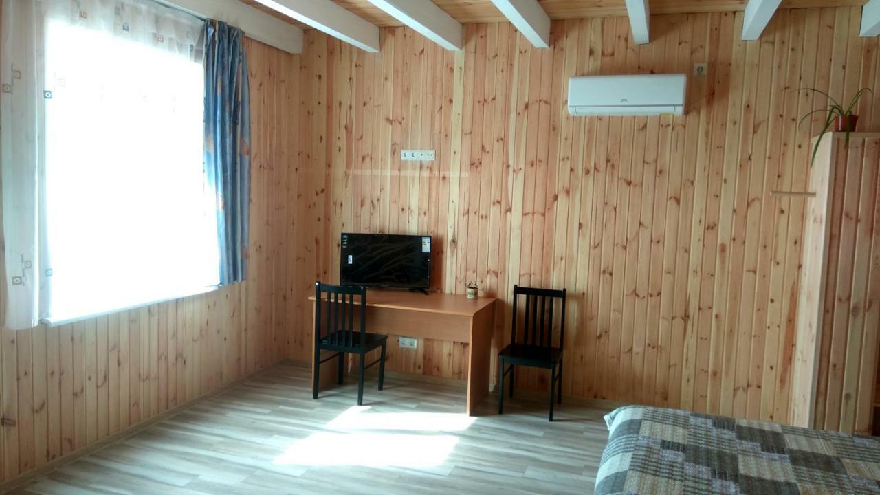 ホテル Eco House チョロノモスク エクステリア 写真