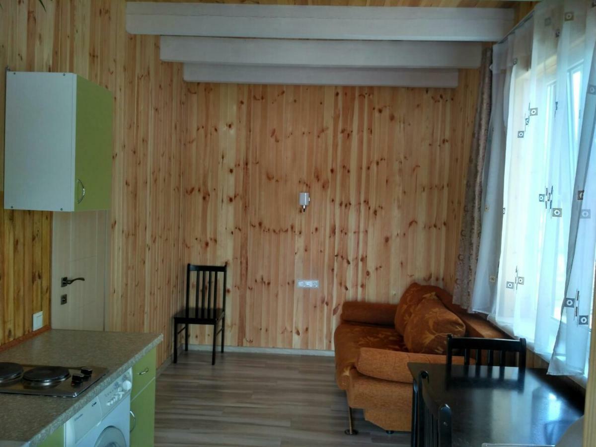 ホテル Eco House チョロノモスク エクステリア 写真